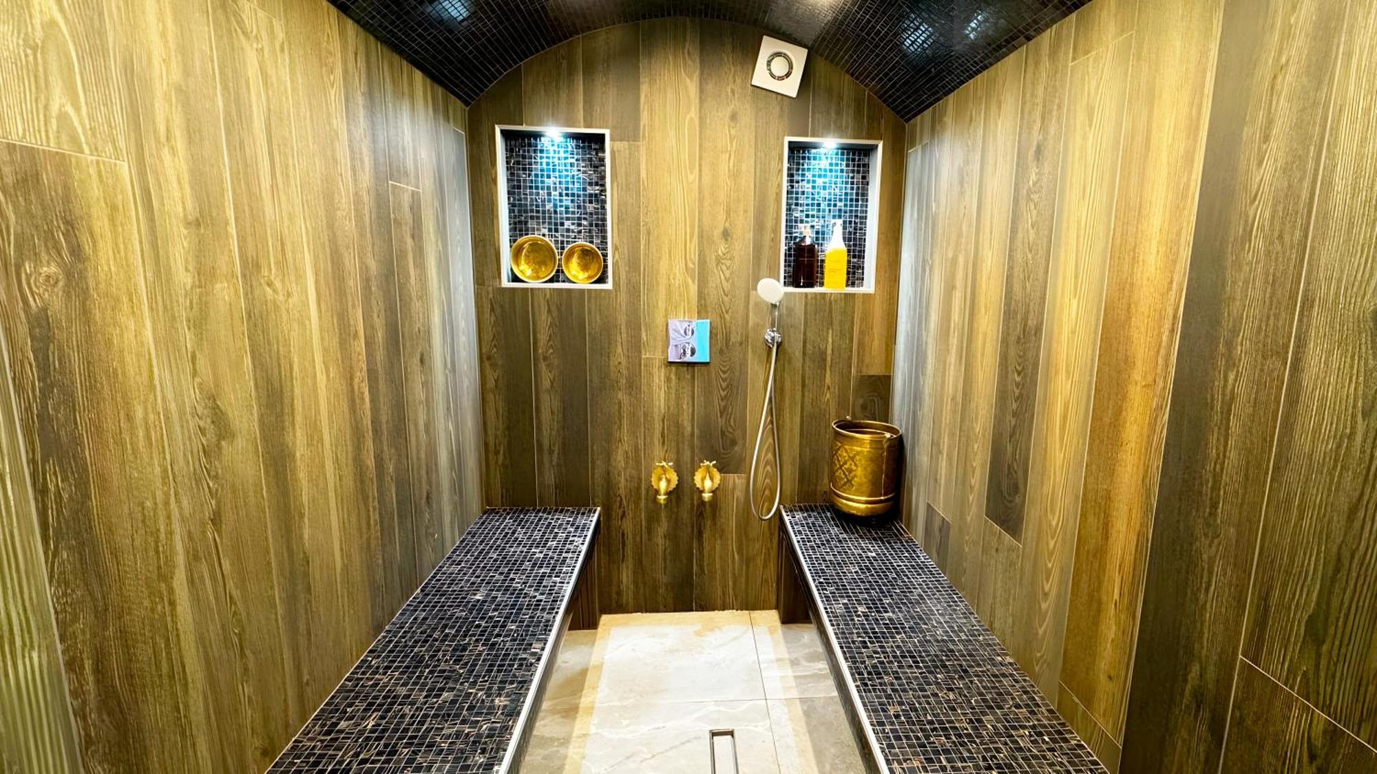 Hotel Les Bains De Marrakech à Tournai Extérieur photo